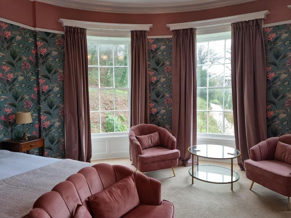 Laston House 3*