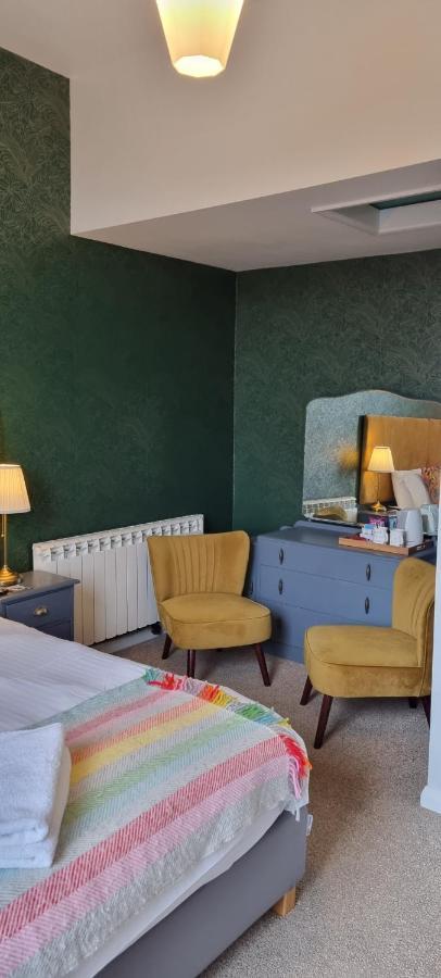Bed & Breakfast Laston House 3*