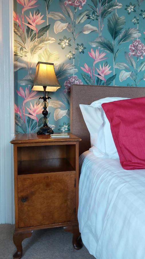 Laston House Bed & Breakfast 3*