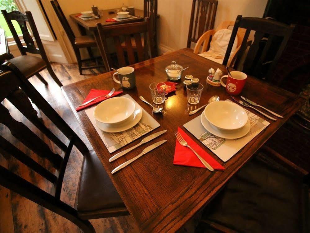 Laston House Bed & Breakfast