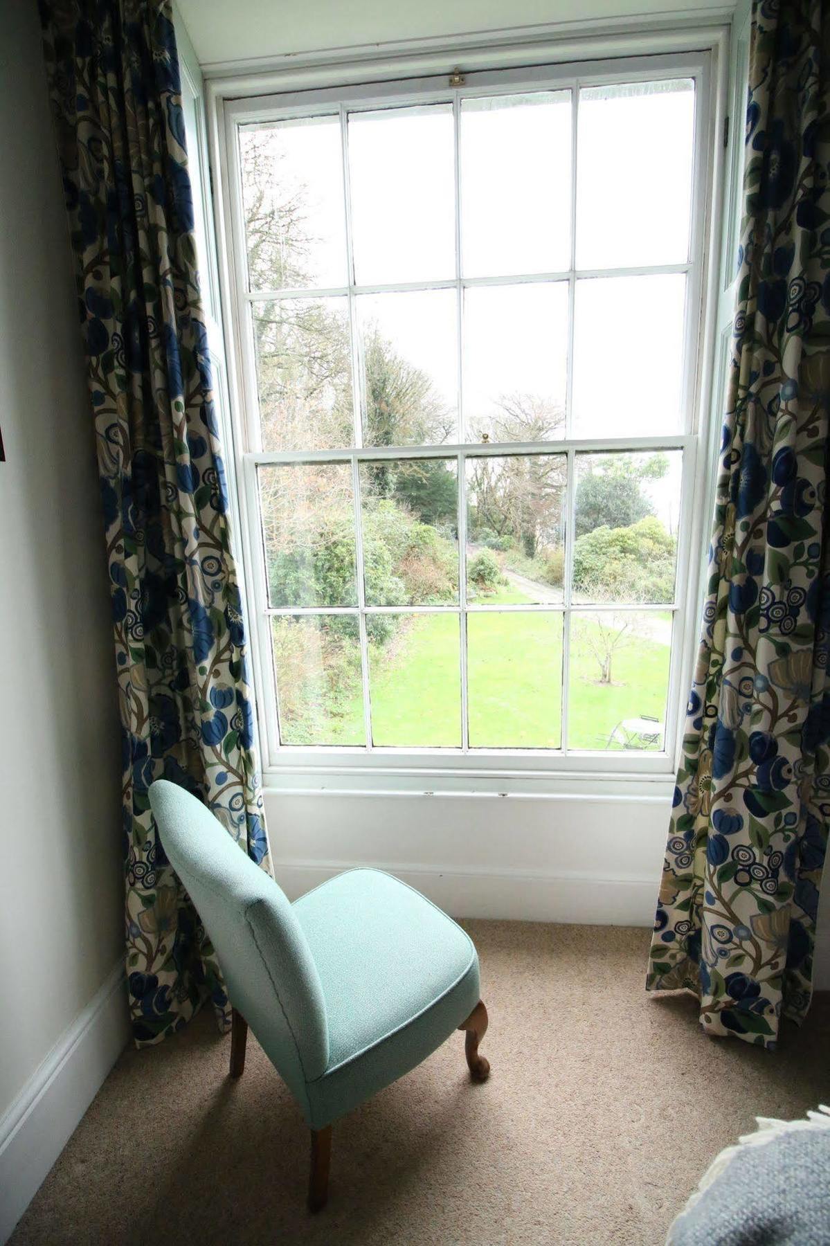 Bed & Breakfast Laston House 3*